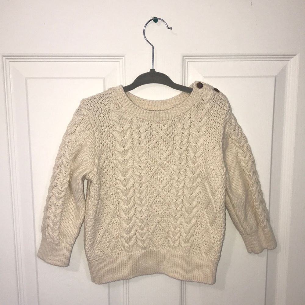 GAP Cable knit sweater